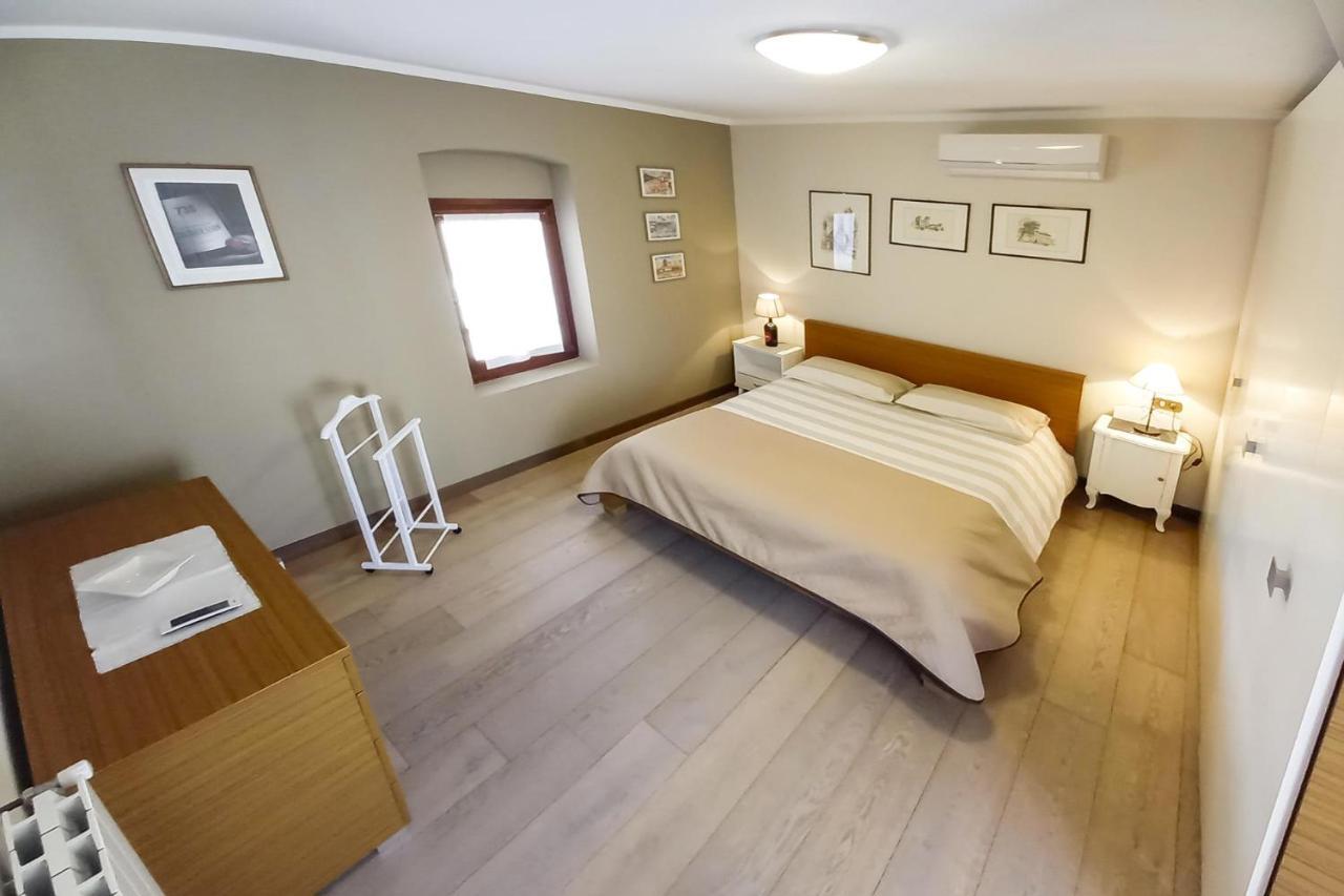 Case Vacanze Ai Burattini Adrara San Rocco Dış mekan fotoğraf