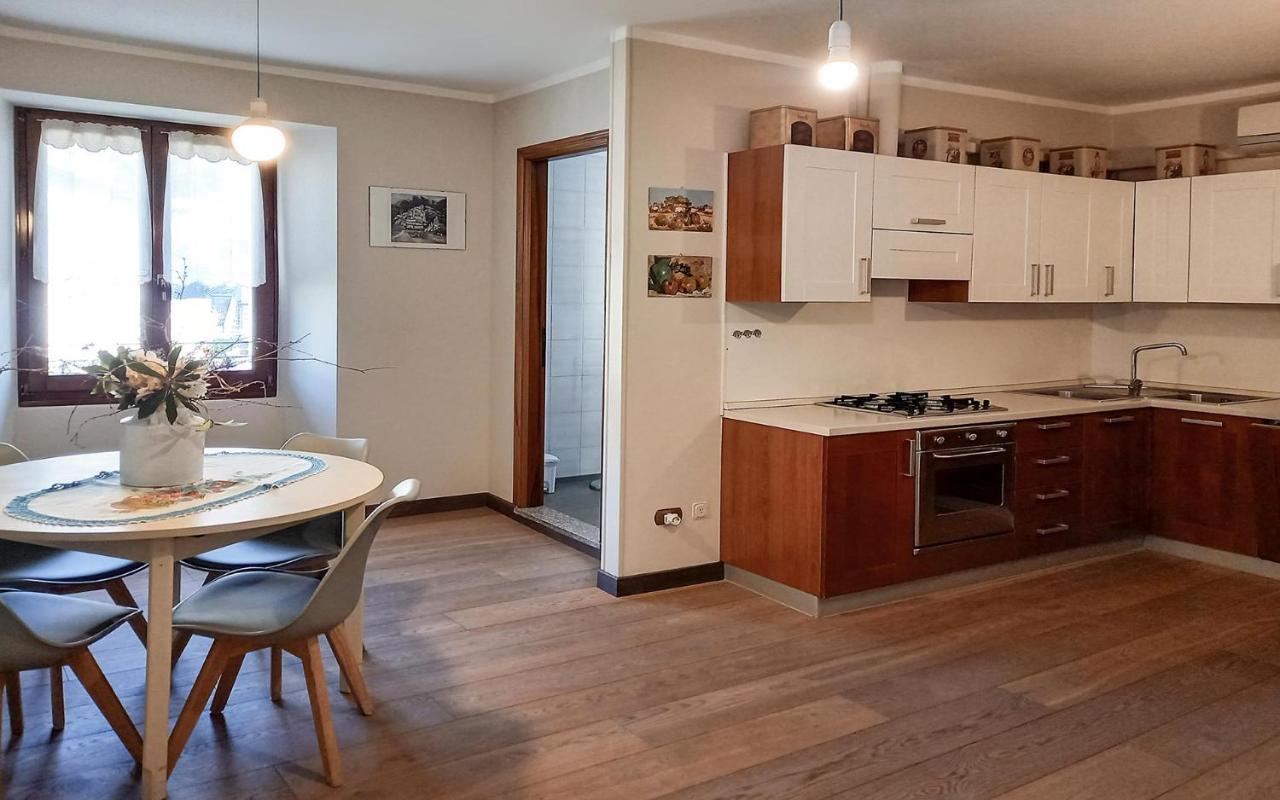 Case Vacanze Ai Burattini Adrara San Rocco Dış mekan fotoğraf