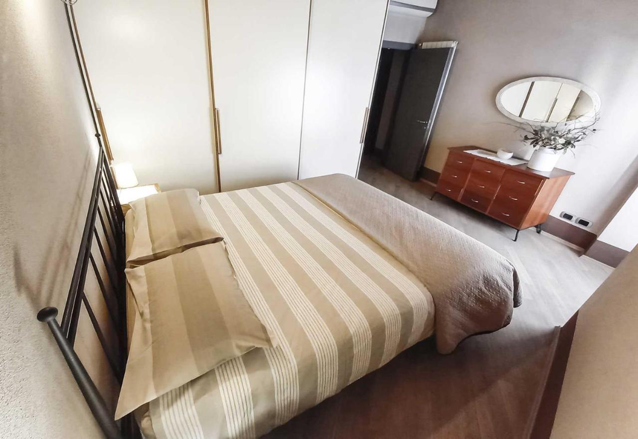 Case Vacanze Ai Burattini Adrara San Rocco Dış mekan fotoğraf